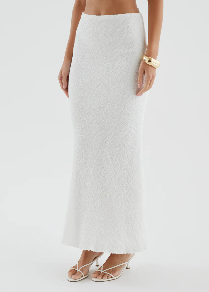 Alessiya Set - White - Image 13