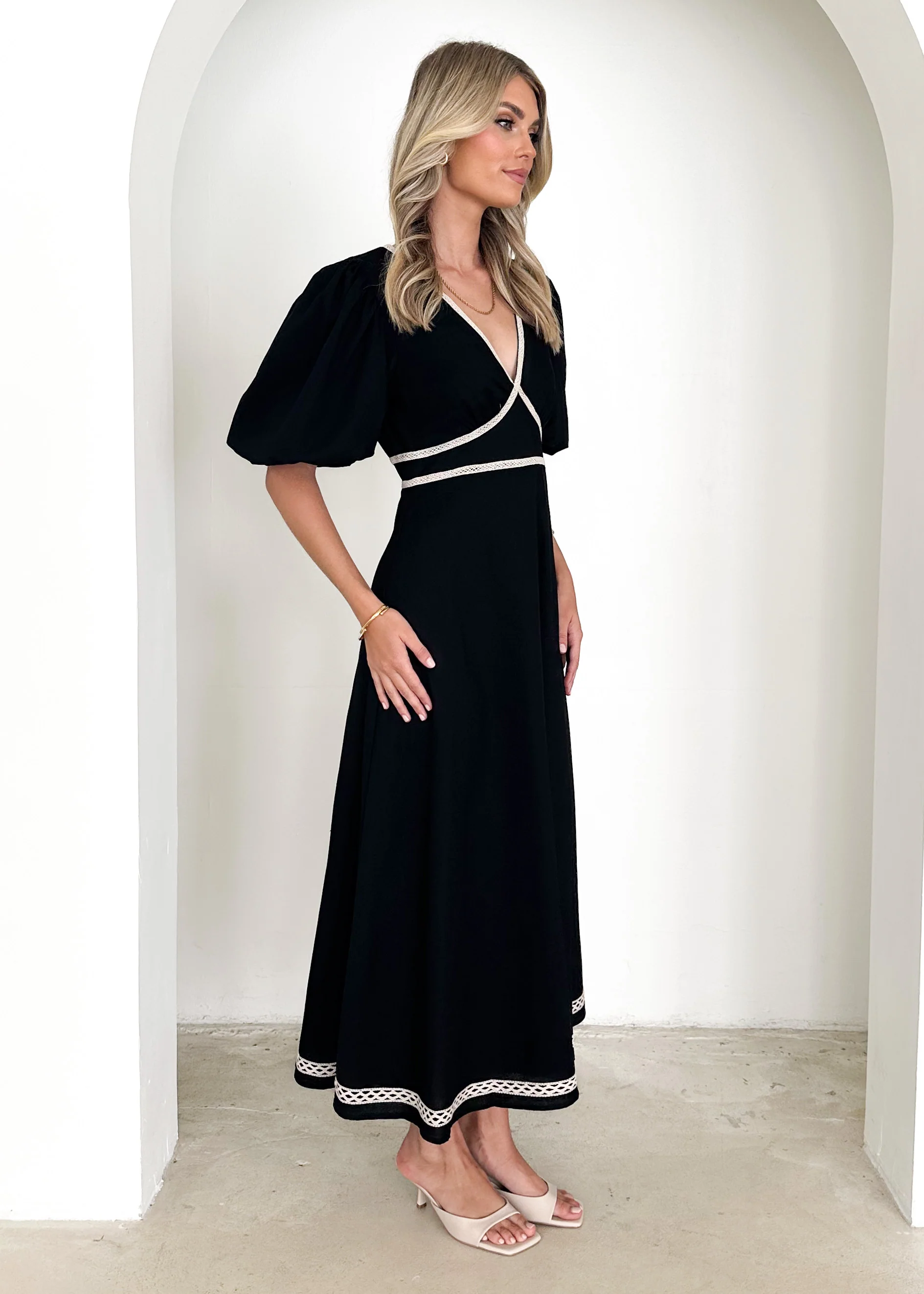 Ellodie Maxi Dress - Black - Image 4