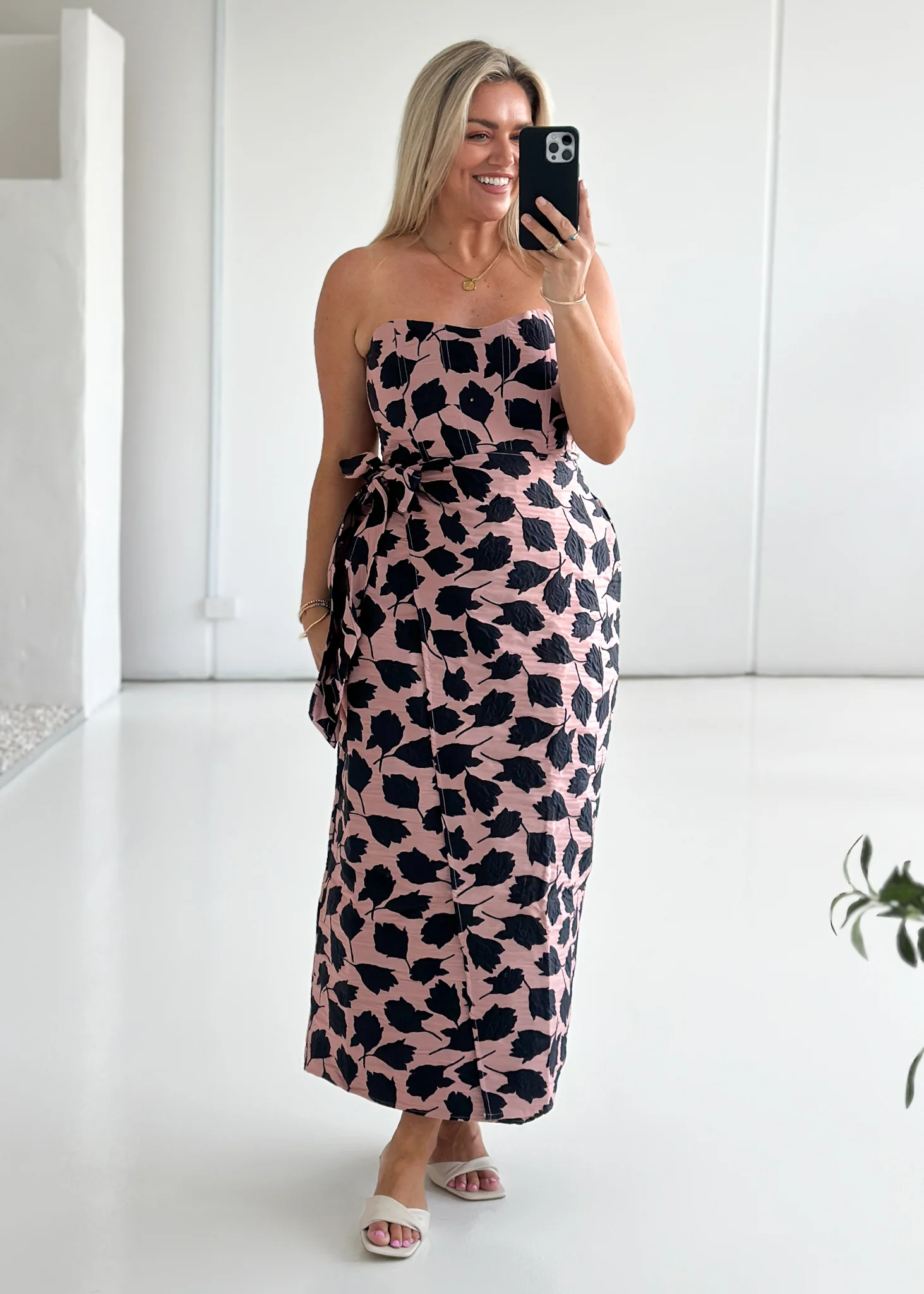 Indra Strapless Midi Dress - Midnight Rose - Image 5