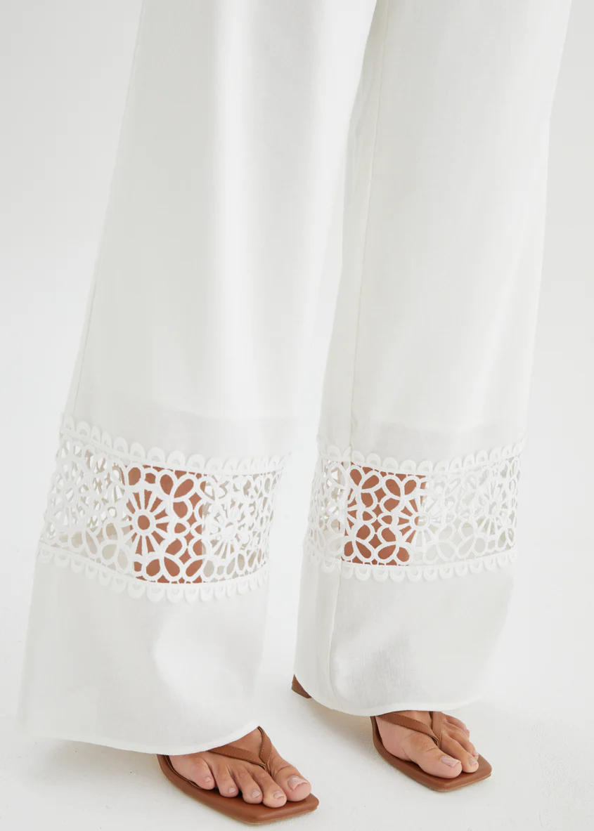 Kirie Embroidered Set - Off White - Image 14