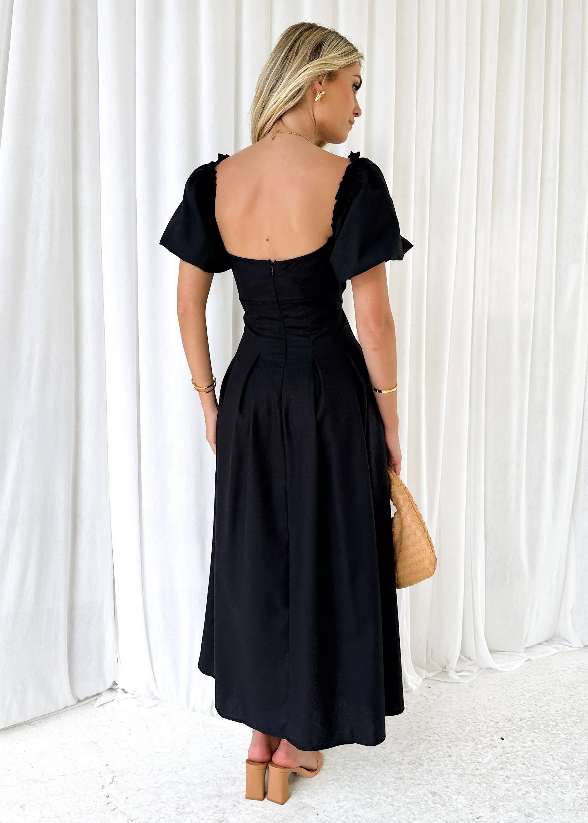 Larttie Off Shoulder Midi Dress - Black - Image 12