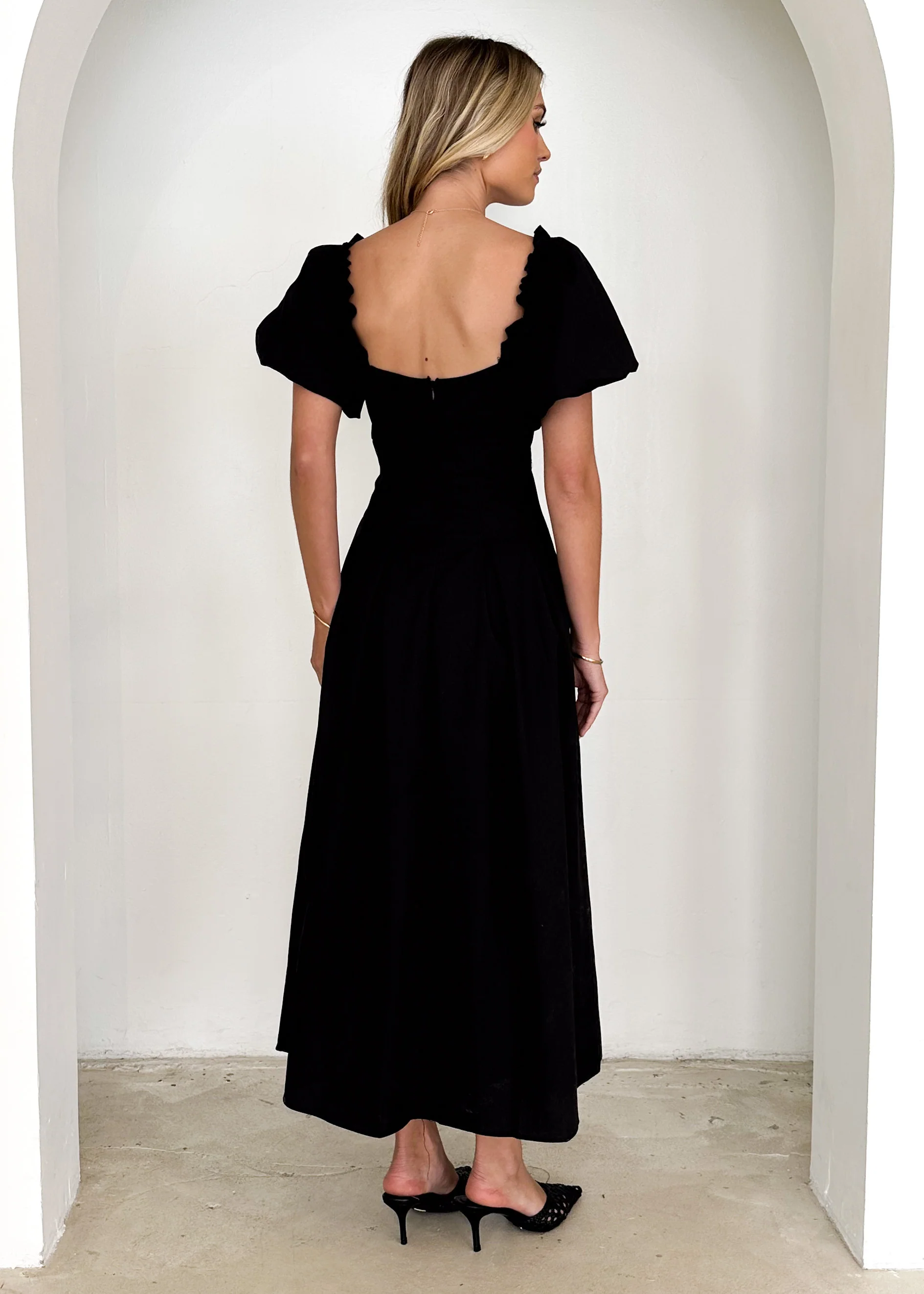 Larttie Off Shoulder Midi Dress - Black - Image 6