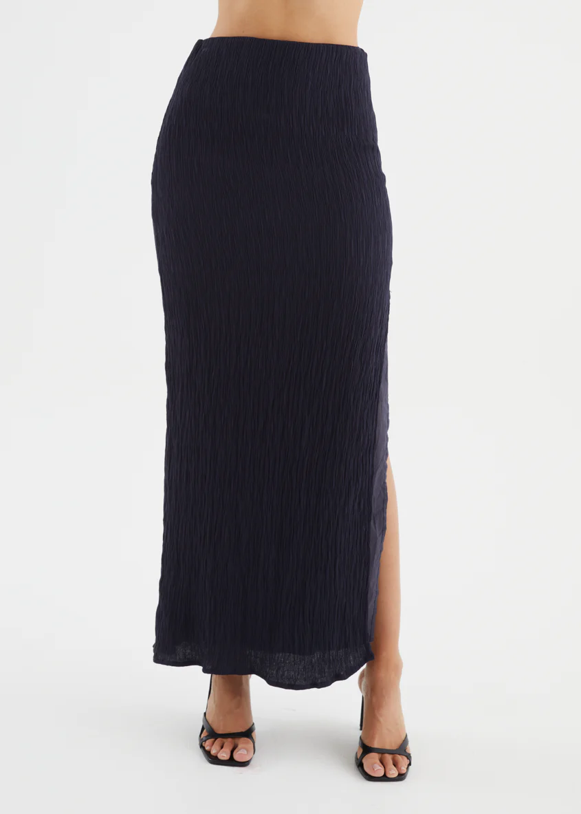 Maryn Set - Navy - Image 8