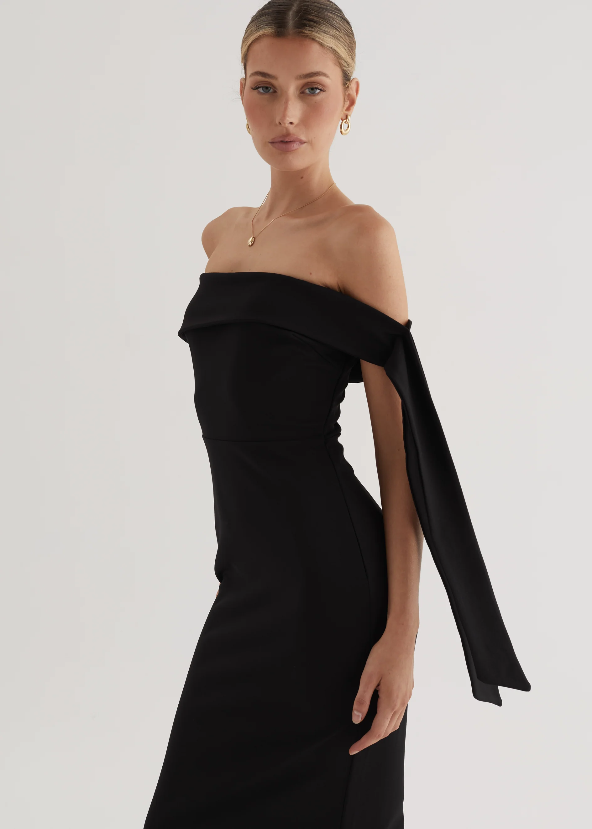Renia Off Shoulder Maxi Dress - Black - Image 10