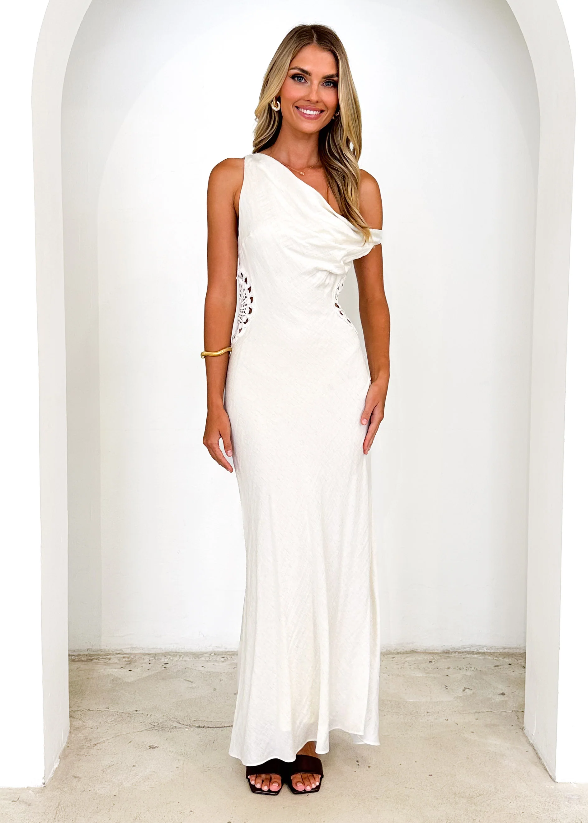 Sarai One Shoulder Maxi Dress - Cream - Image 3