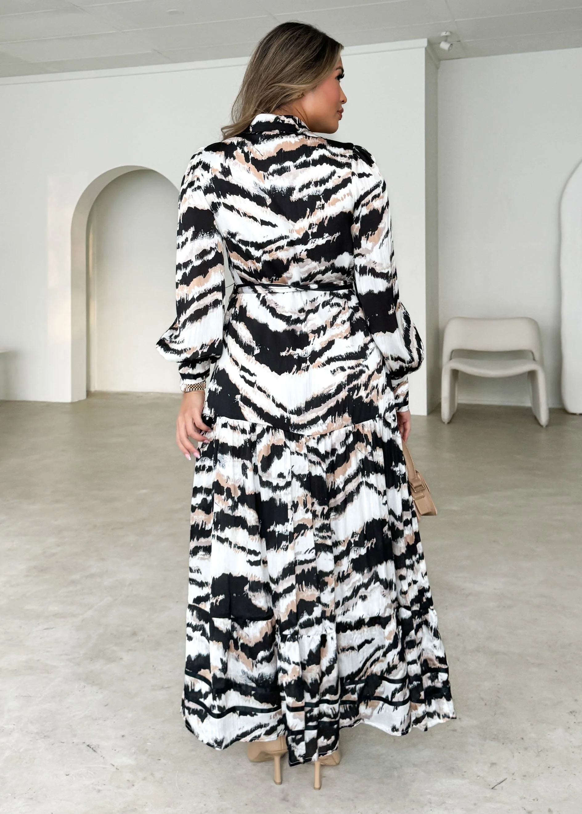 Toyra Maxi Dress - Black Marble - Image 5